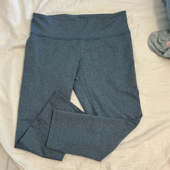 REI Pants - REI Co-Op Blue Crop Leggings Size Medium Stretch Active Yoga Pants Mid Rise
